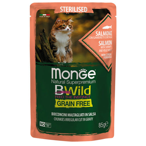 Monge BWild - паучове за кастрирани котки със сьомга, скариди и зеленчуци - 6 броя x 85 гр.