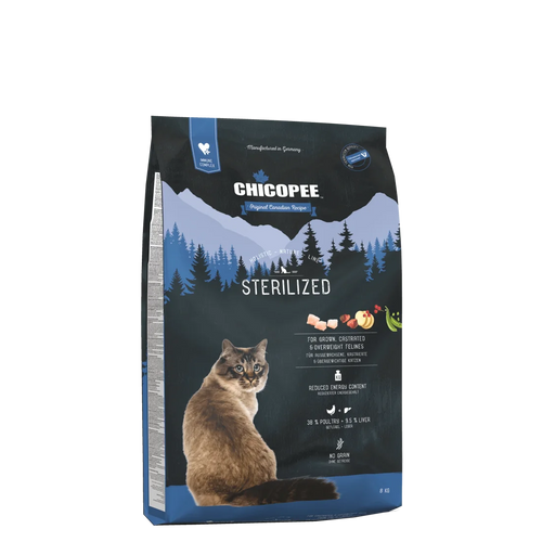 Chicopee Holistic Sterilized - суха храна без зърно за кастрирани котки - 8 кг.